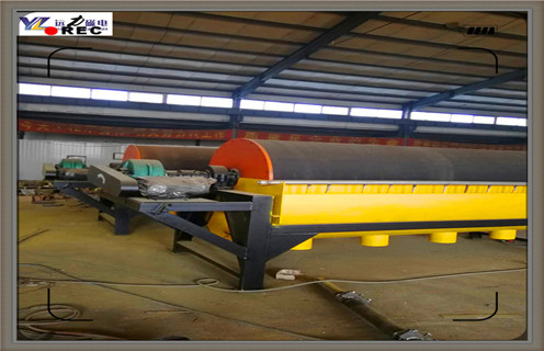 干选磁选机，四川磁铁矿用干选磁选机_四川磁铁矿用干选磁选机要求工作原理发展工作视频皮带及结构价格