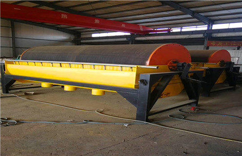 永磁滚筒磁选机，沈阳永磁滚筒磁选机_沈阳永磁滚筒磁选机底部特点厂家保证_沈阳永磁滚筒磁选机价格